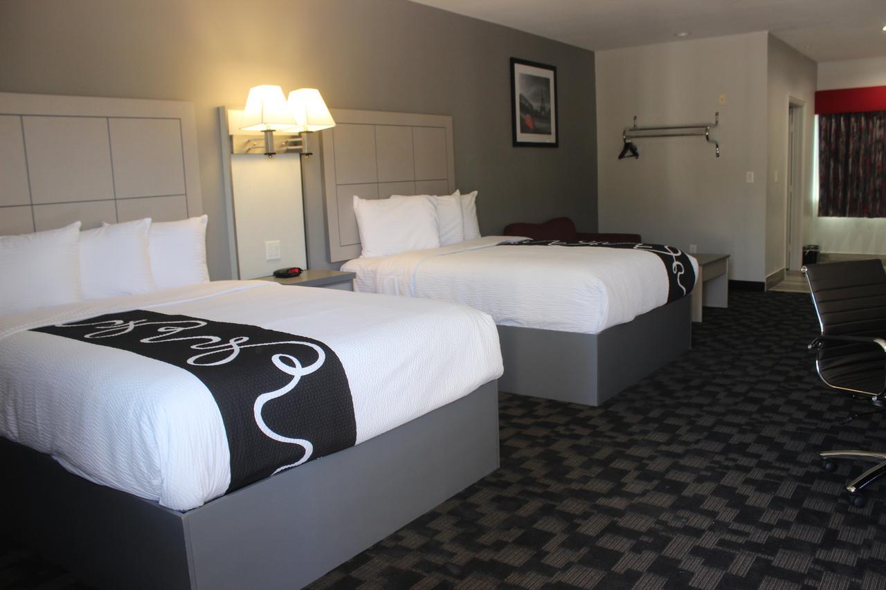 Paris Inn & Suites Bagian luar foto